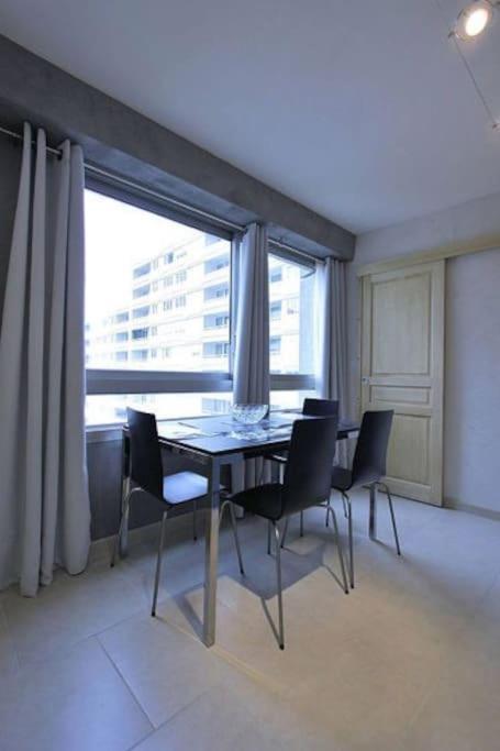 Appartement Avec Ascenseur La Defense Курбьовоа Екстериор снимка